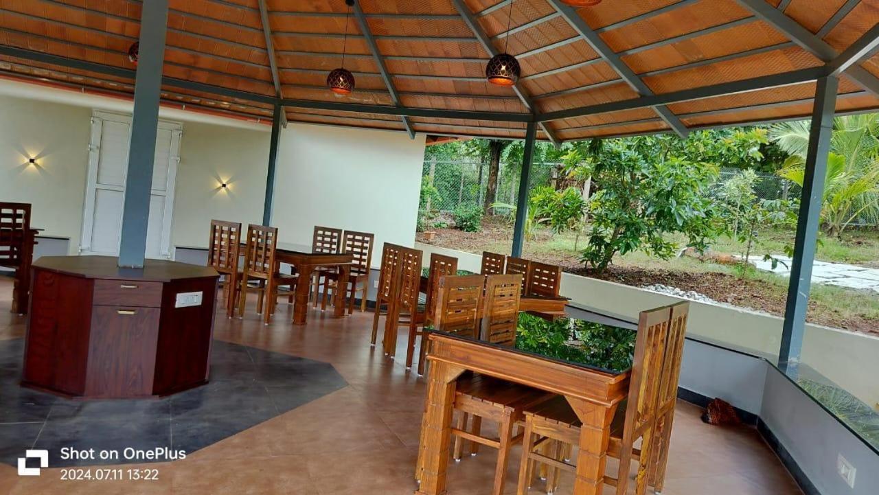 Coorg Riverness Resort Кушалнаґар Екстер'єр фото