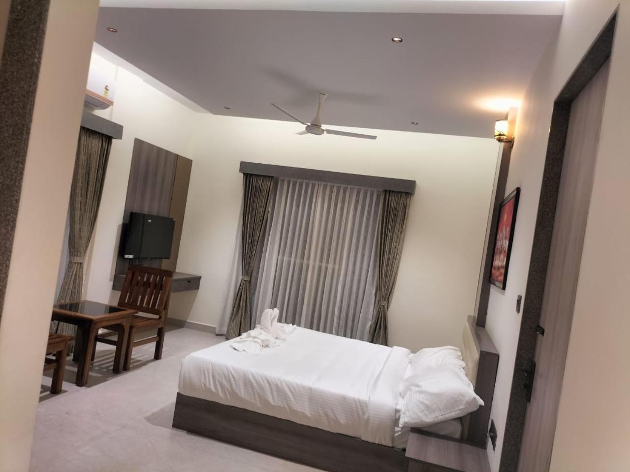 Coorg Riverness Resort Кушалнаґар Екстер'єр фото